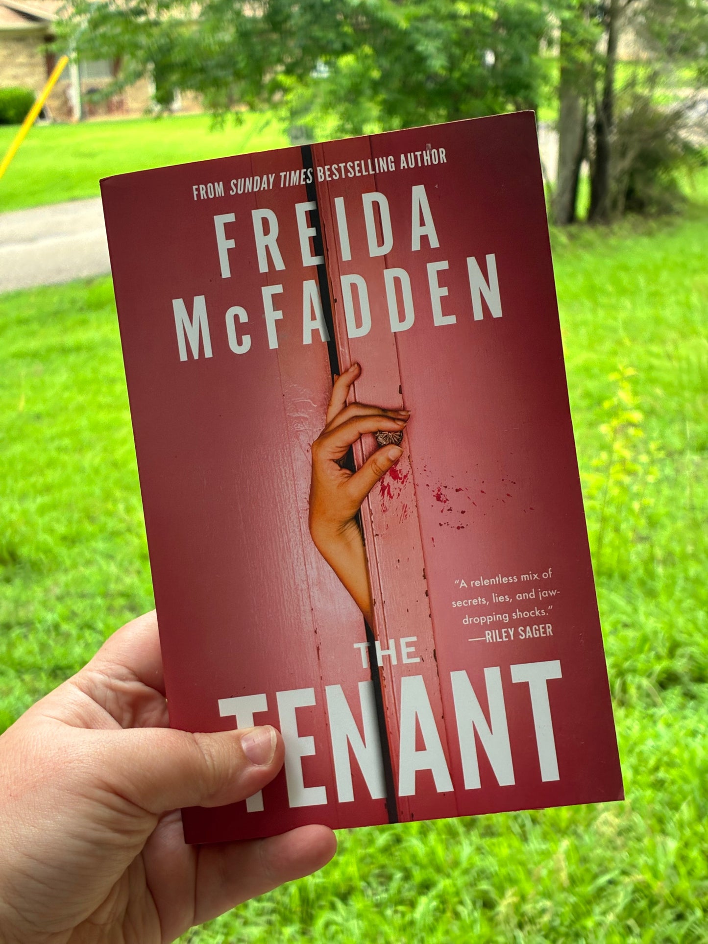 The tenant UK Sprayed edge